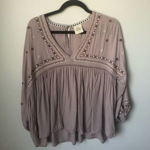 **DONATING SOON BUNDLE DEAL 5/25 knox rose blouse